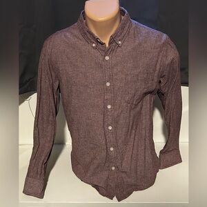 Retrofit Men’s Medium Button down collar pink/purple/mauve shirt